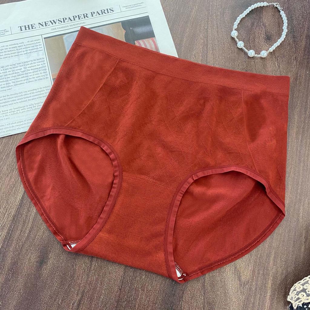Ankela Plus Size Red Seamless Antibacterial Buttock-Lifting Women's Briefs, Mid-High Waist, Breathable, Year of the Rat Design.