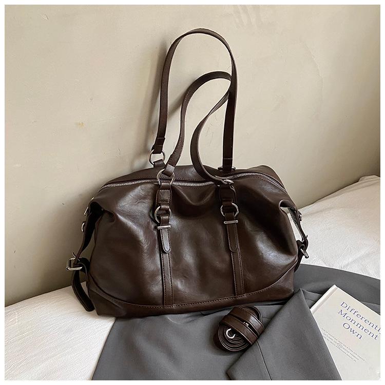 

Европейская и американская ретро женская сумка-тоут 2025 осень новая сумка большой вместимости женская сумка на плечо сумка-мессенджер сумочка