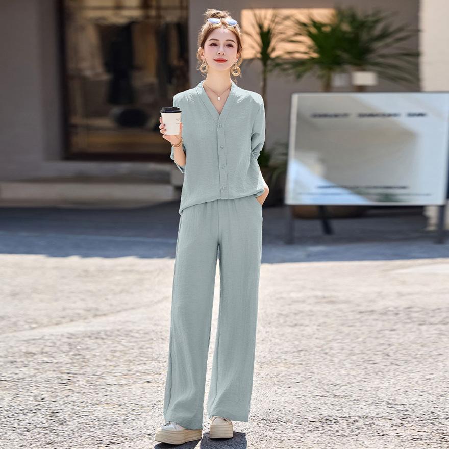 Casual Fashion Suit Women's Spring and  New Design Sense Age-reducing and Thin Shirt Wide-leg Pants Two-piece Set