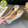 Flat-bottomed French single shoes women's 2025 new Xiaoxiangfeng Doudou shoes ladyshoes large size women's shoes 41-43 wide fat feet