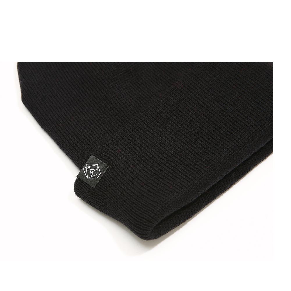 Taimseullib Heartbeat Label Beanie Black Tnr06601