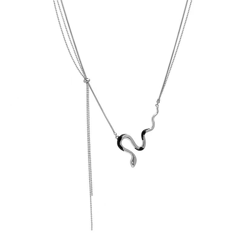 

Double chain snake necklace female tide ins hip hop cold wind personalized accessories design collarbone chain