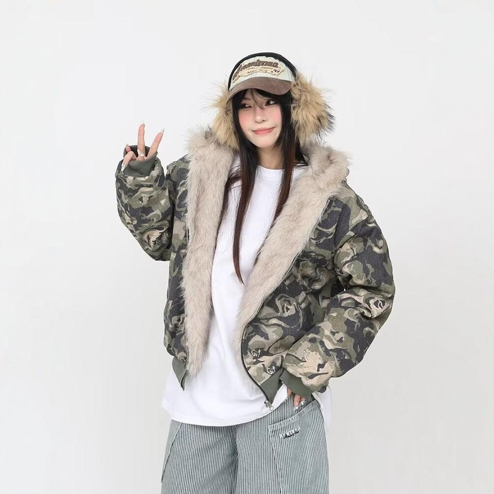 Men`s Winter Camouflage Fur Collar Hooded