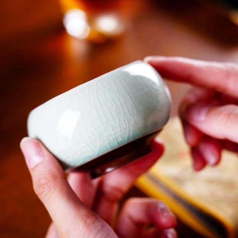 Ru Kiln Tea Cup Master Cup Ceramic Tasting Tea Cup Open Ice Crack Glaze Leather Kangxi Tongbao Bottom Section Copper Coin Cups