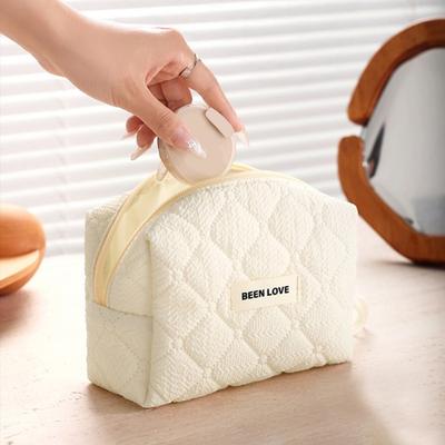 Quilted Makeup Bag Solid Color Cosmetic Pouch with Metal Zipper Ladies Portable Handbag