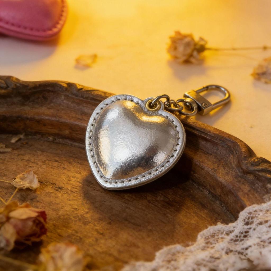 Heart-shaped 3D Keychain Pendant Gift Accessory