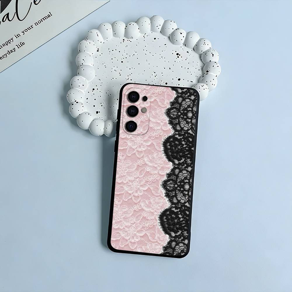 L-Lace Print Pattern Phone Case For Samsung S25,S24,S21,S22,S23,S30,Ultra,S20,Plus,Fe,Lite,Black Soft Silicone
