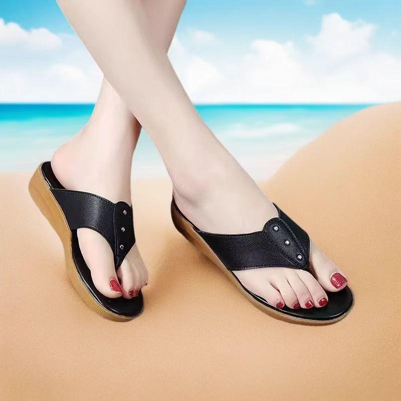 

2024 Summer Hot Selling Women s Shoes Fashionable Mid-heeled Women s Slippers Solid Color Beach Shoes Thong Women s Flat Shoes