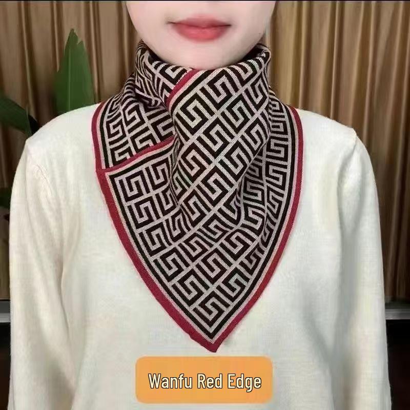 Houndstooth Velvet Snood: Cozy, Cold-Proof Pullover Neck Warmer & Universal Triangle Scarf.