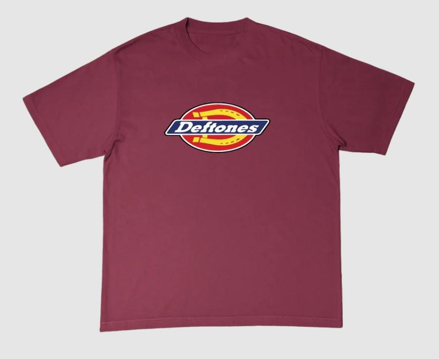 

Футболка Deftones X Dickies Бордовая Размер S-5XL Фанмейд Унисекс Футболка L