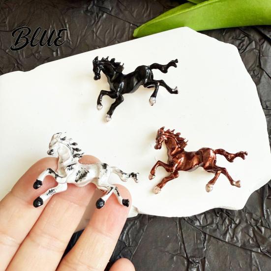 Lightweight Horse Pin Oil Dripping Running Brooch Sweater Cardigan Coat