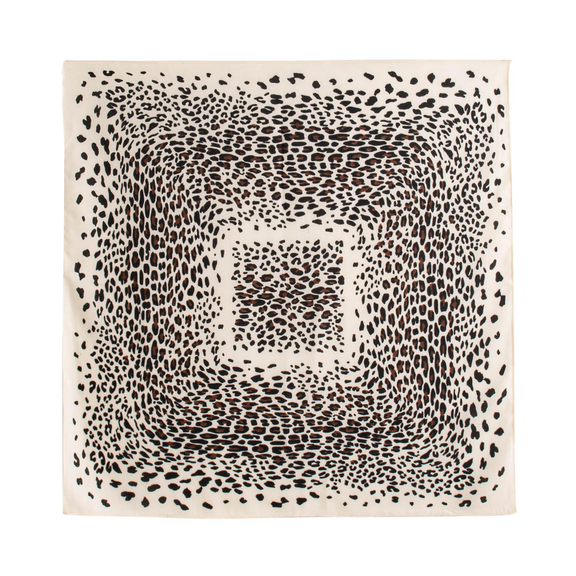 Spring new versatile square scarf fashion leopard print printed silk scarf neck scarf scarf accessories niche headscarf