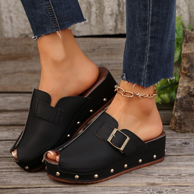 Fashion Women's Platform Slippers Spring New Round Head Deep Mouth Rivet Metal Buckle Anti-slip Wear-resistant Sandals