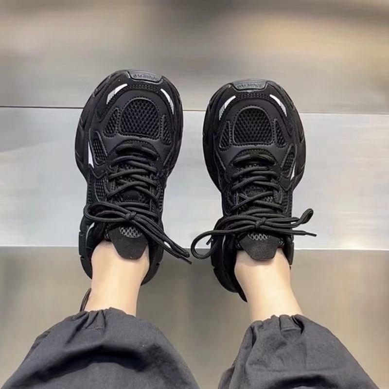 Tênis de sola macia e leve Darth Vader sapatos femininos ins tênis de pai pretos da moda outono tênis de corrida de malha respirável