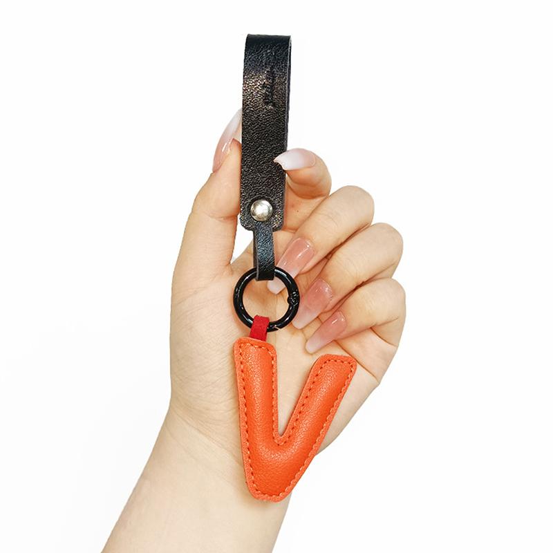 Breloc cu literă inițială din piele Pu de la A la Z pentru femei, culoare bomboană, geantă simplă, pandantiv pentru telefon, breloc pentru chei, bijuterii, cadouri