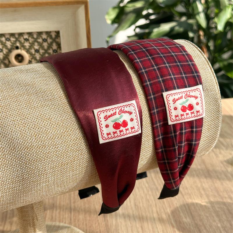 Red Plaid & Polka Dot Hair Accessories Set Festive Aesthetic Style for Women Holiday Party Gift