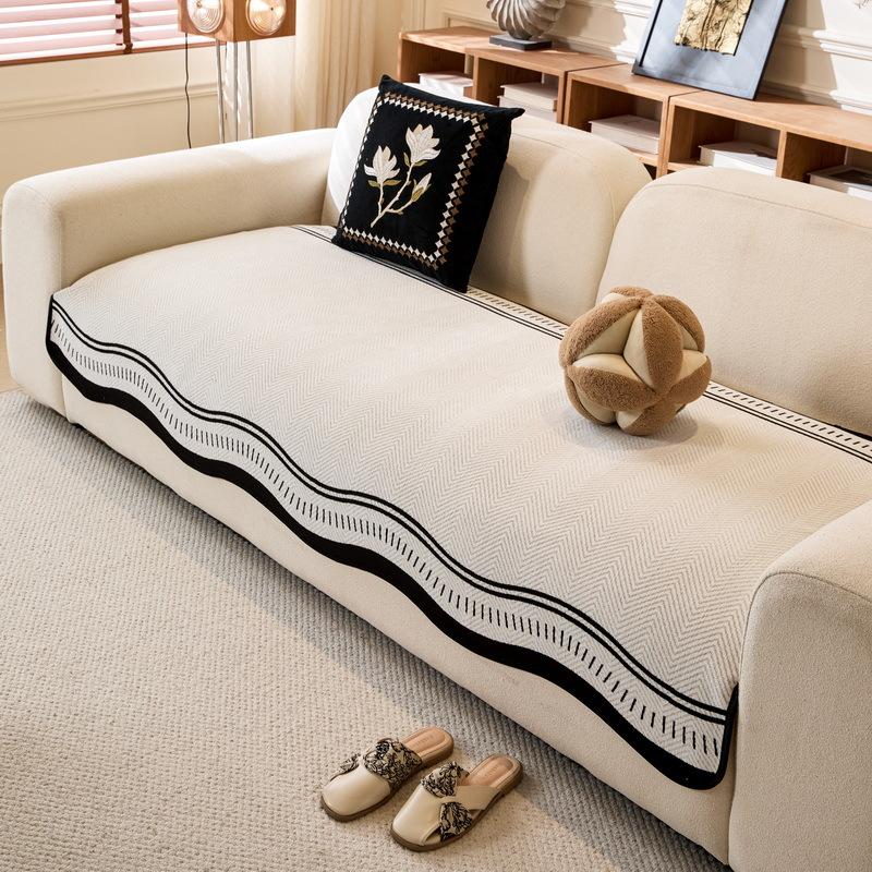 

Chenier Special-Shaped Sofa Cushion Universal Non-Slip In All Seasons New Irregular One-Piece Straight Row Seat Cushion Cover 70*70cm