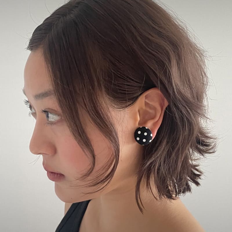 

usite DOT EARRING, 2Color WHITE FREE