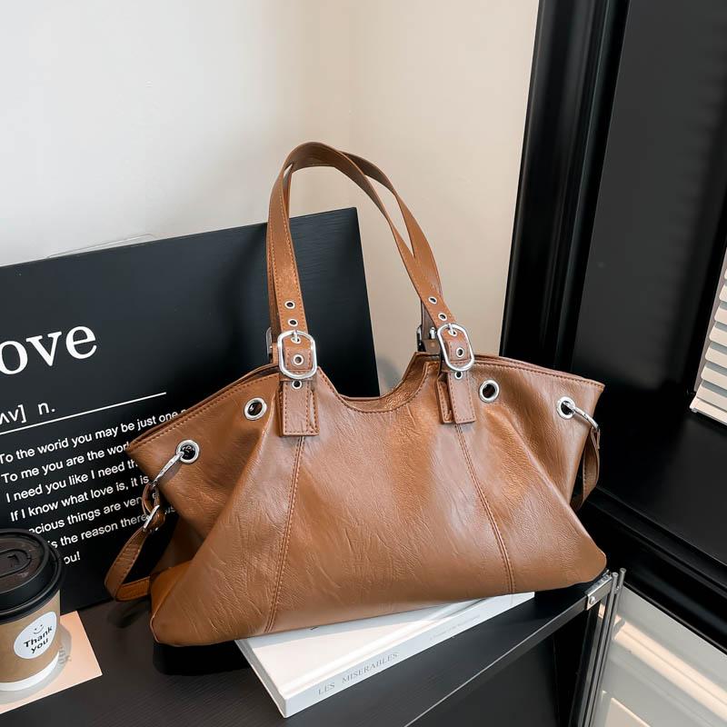 

Fashion Soft Leather Shoulder Bag for Women High-capacity Design Square Handbags for Women 2025 Luxury Brand Trend Shoulder Bag