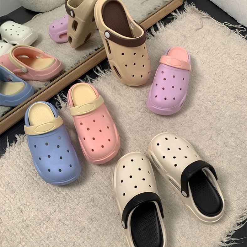 Fashion explosion, white thick-soled hole shoes, summer wear, stepping on shit-feeling bag head slippers