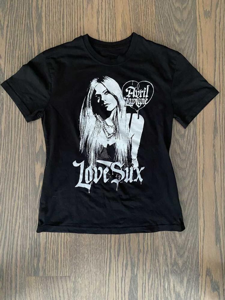 Vintage Avril Lavigne Love Sux Tshirt S to 5XL NZL635 Unisex T-Shirt XL