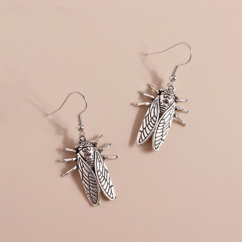 New Design Cicada Drop Earrings for Women Ethnic Alloy Insect Pendants Dangle Earrings Girls Cute Party Jewelry Gifts