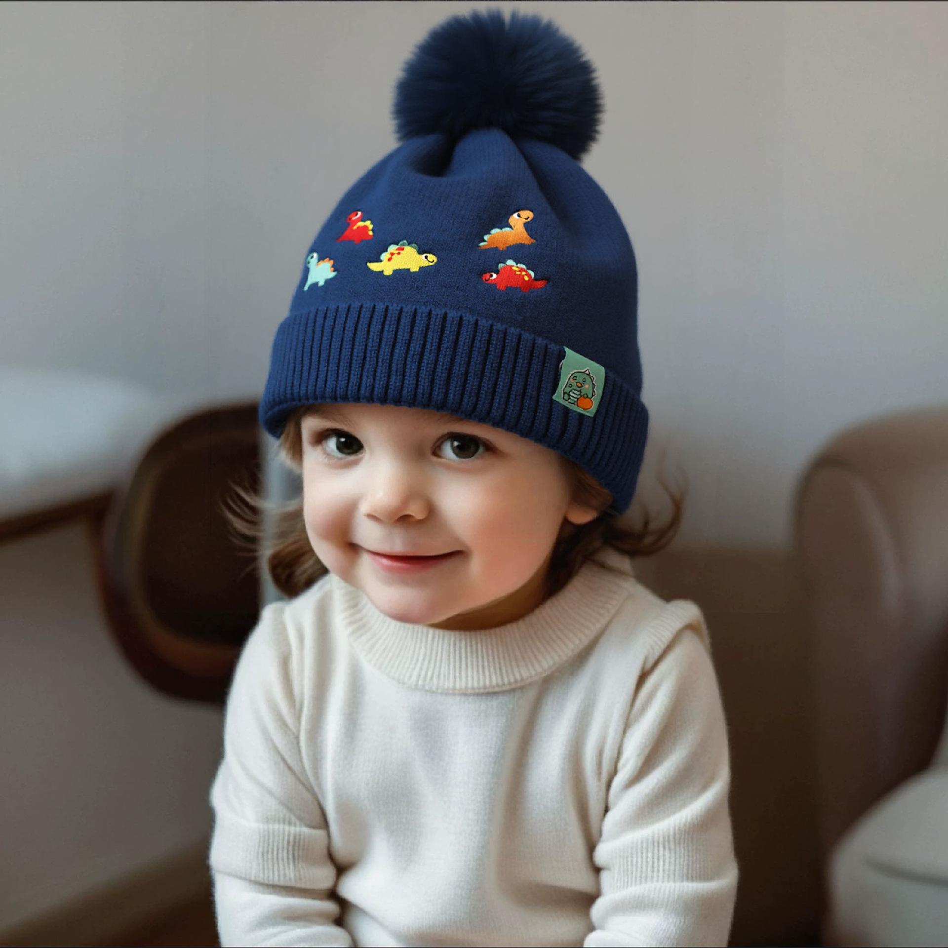 

Мультяшная вязаная шапка с вышивкой динозавра для мальчиков и девочек, с толстым вельветом и теплой шерстяной пряжей One Size тёмно-синий