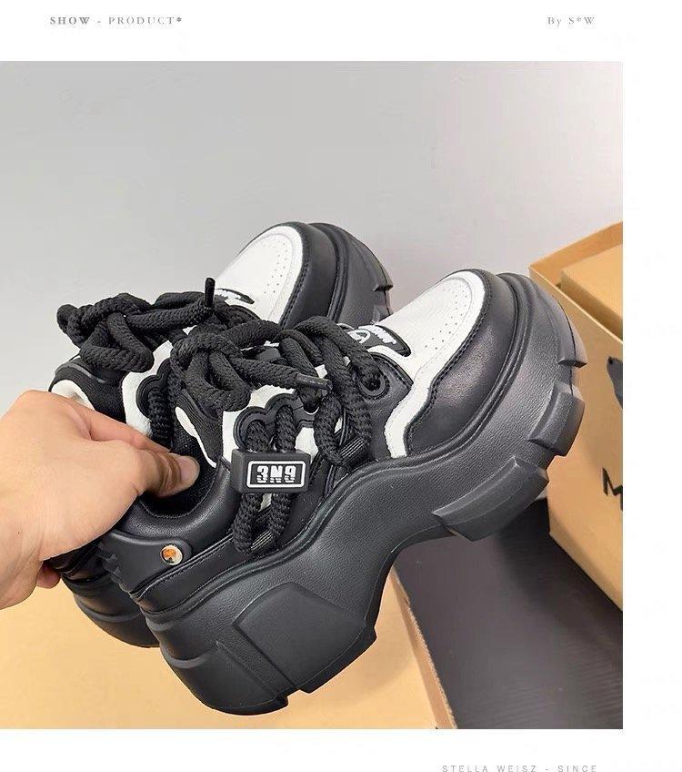 

Internet celebrities popular thick-soled muffin dad shoes women s 2025 autumn women s shoes casual sports shoes small height increase single shoes 40 чёрный