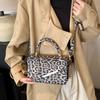 Autumn and Winter Retro Underarm Bag 2025 Fashionable New Foreign Style Versatile Leopard Print Popular Shoulder Small Square Bag Messenger Bag