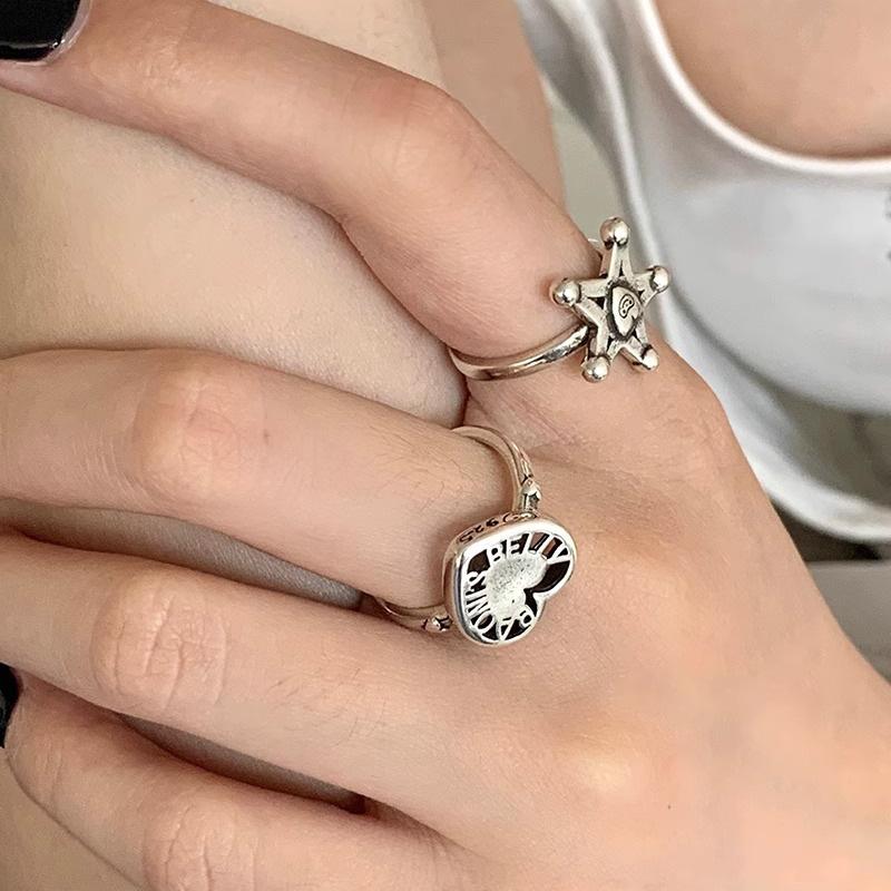 Vintage Herz Pentagramm Offener Ring für Damen Süß Kühl Alt Gemacht Hohl Liebesstern Persönlichkeit Fingerzubehör Mode Schmuck