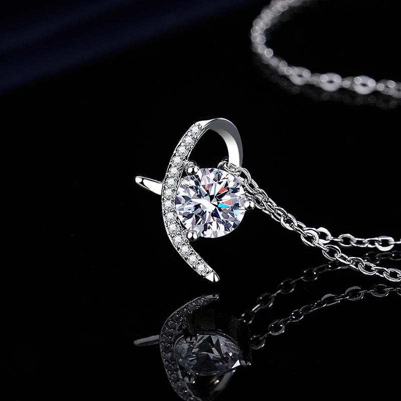 

Eight Hearts and Arrows Zircon Pendant Necklace - Women s Light Luxury, 1 Carat, Sino-Japanese Korean Original Design