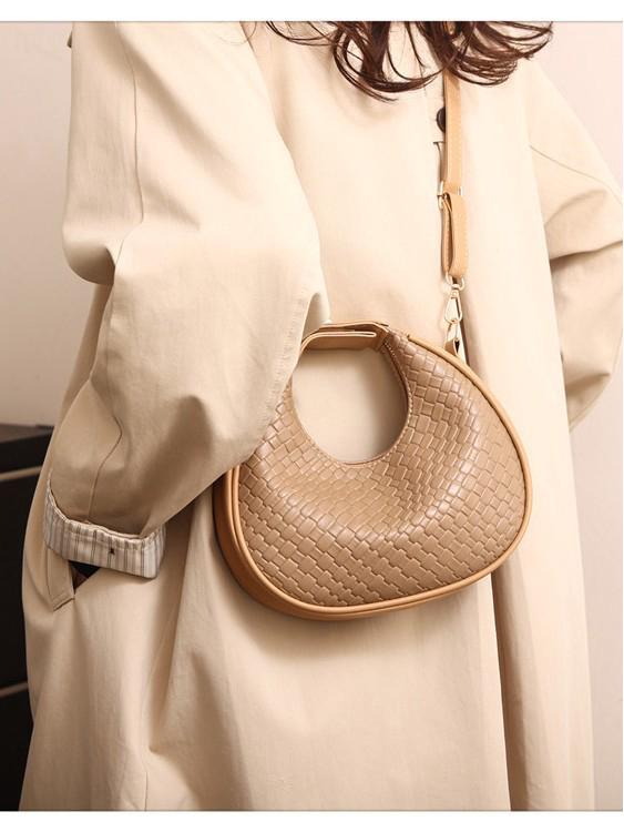 2025 Ρετρό Γυναικεία Τσάντα Χιαστί Σχήμα Ημισελήνου – Ειδικού Σχεδιασμού Τσάντα Ώμου