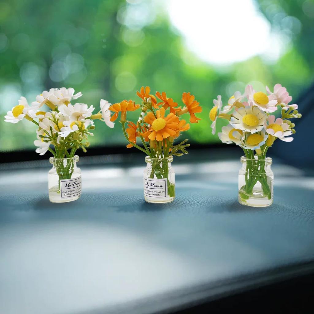 Set aus 3 Mini-Gänseblümchen in Glasvase Niedliche Auto-Accessoires für Rückspiegel & Armaturenbrett Dekorationen Lustige Auto-Innenraum-Ornamente für Frauen