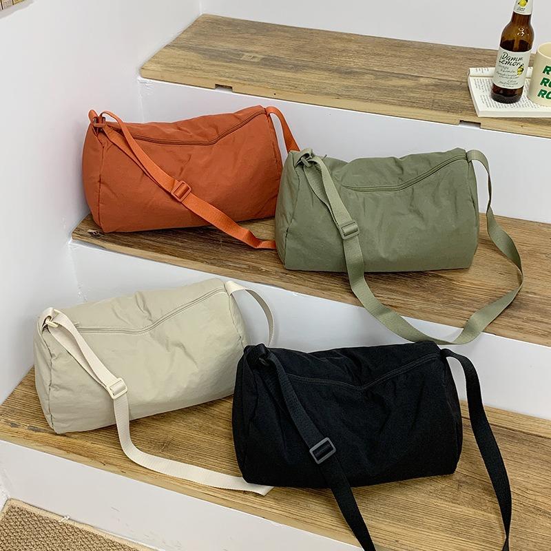Nylonowa torba damska sportowa torba messenger niszowa casualowa jednolity kolor torba na ramię studencka duża pojemność torba tote