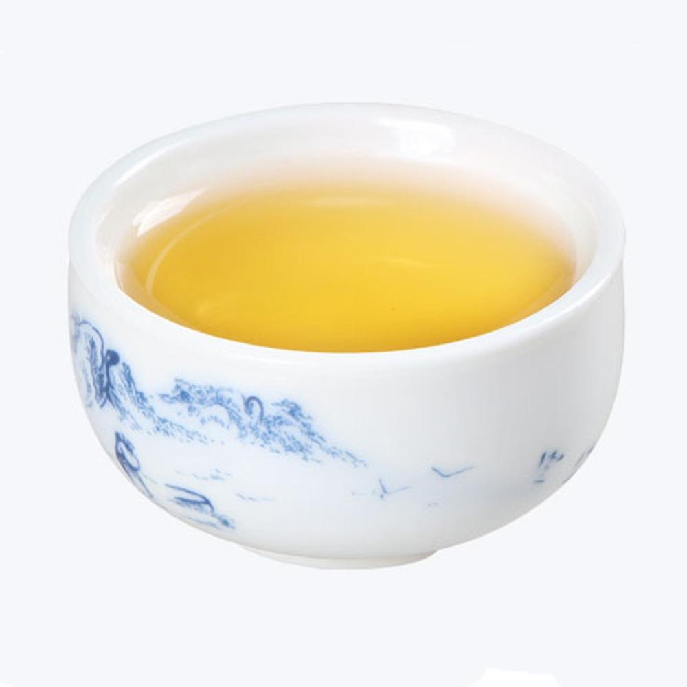 Fuding old white tea, alpine old white tea Gongmei Shoumei sun-dried tea 350g white tea cake wholesale in bulk