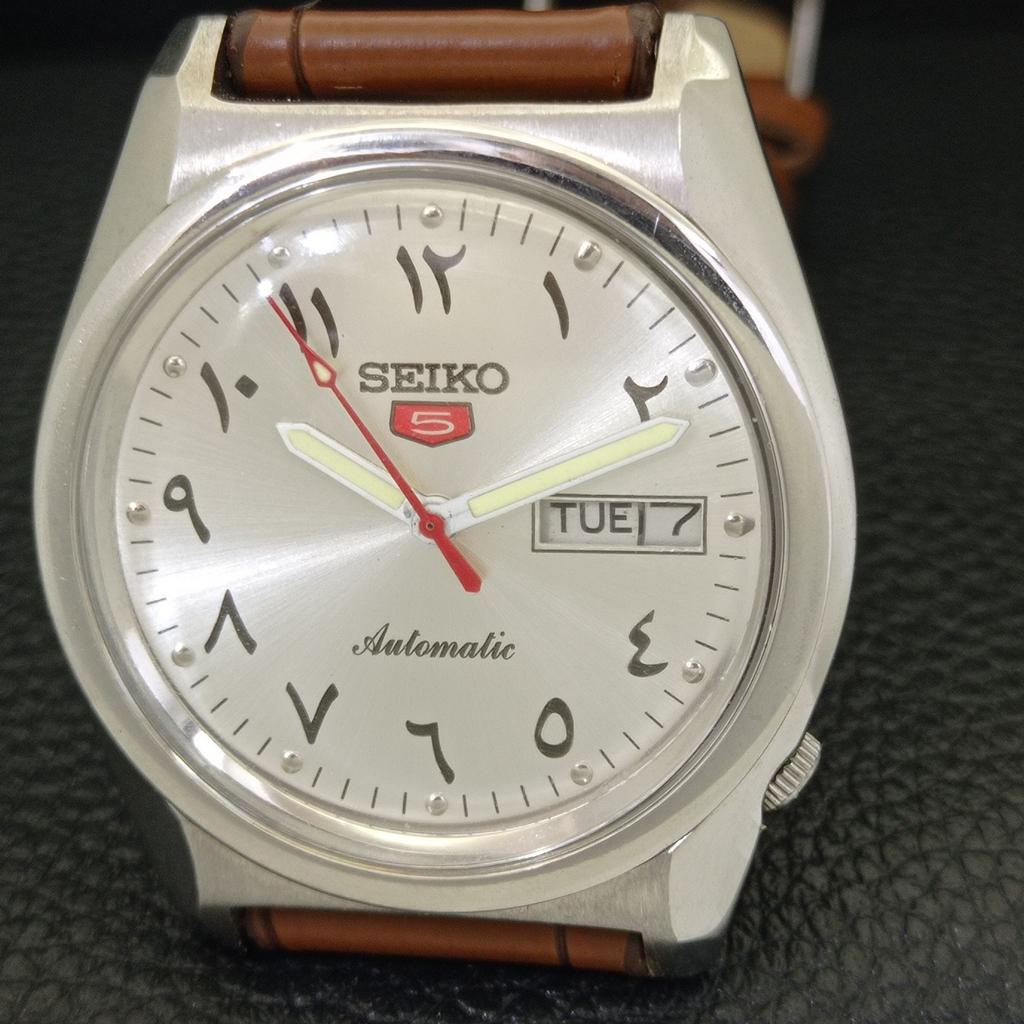 AUTOMATIC VINTAGE SEIKO 5 JAPAN 6119C MENS ARABIC SILVER DIAL WATCH A702445-5 R124-a702445