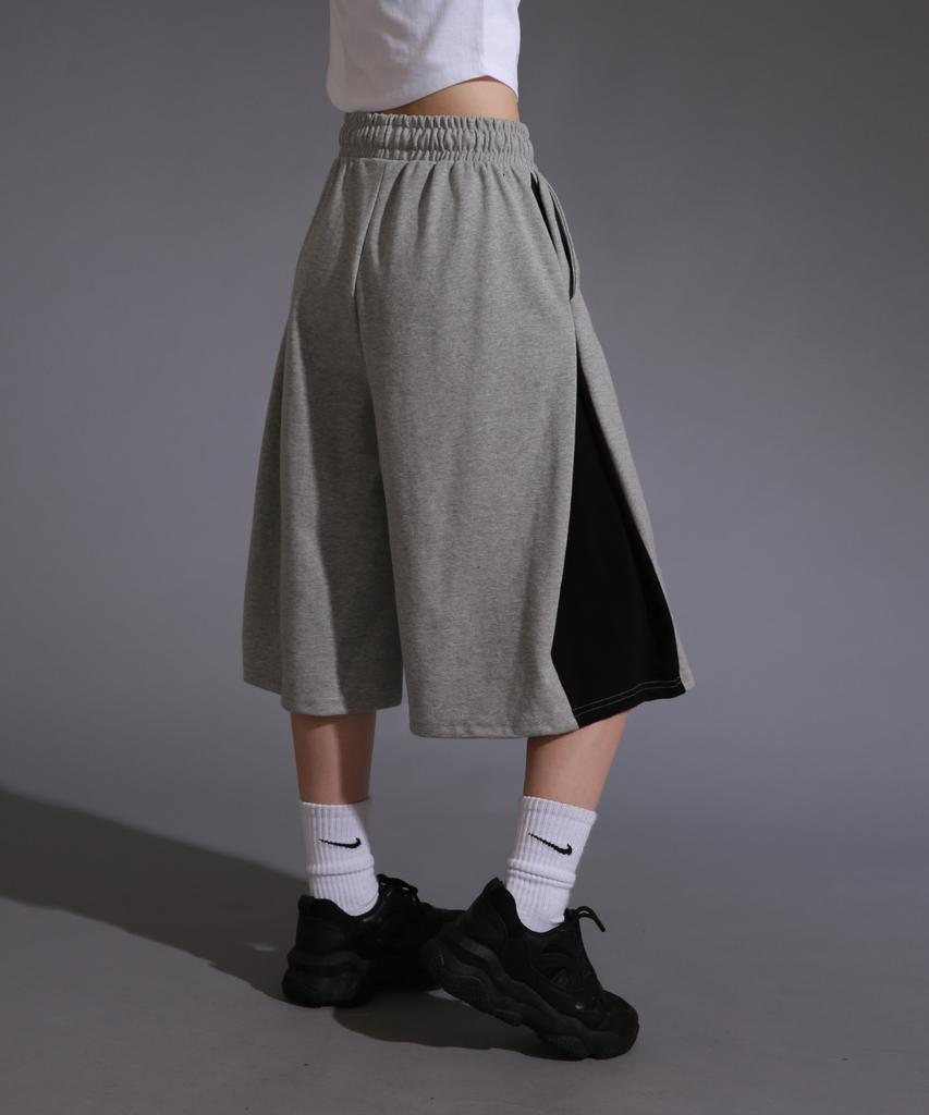 LIKE THE MOST Color Block Bermuda Pintuck Half Shorts 2 Colors