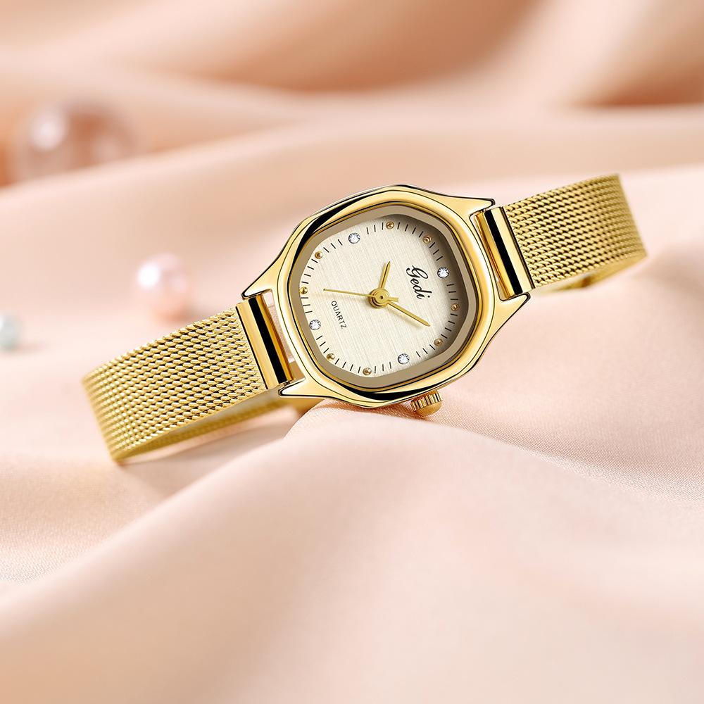 Stainless Steel Mesh Strap Watch Fashion Cloth Disc Quartz Watch Niche High-End Women'S Watch