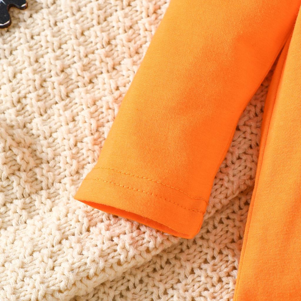 Minimalistisches Süßes Mädchen Kleinkind Langarmkleid