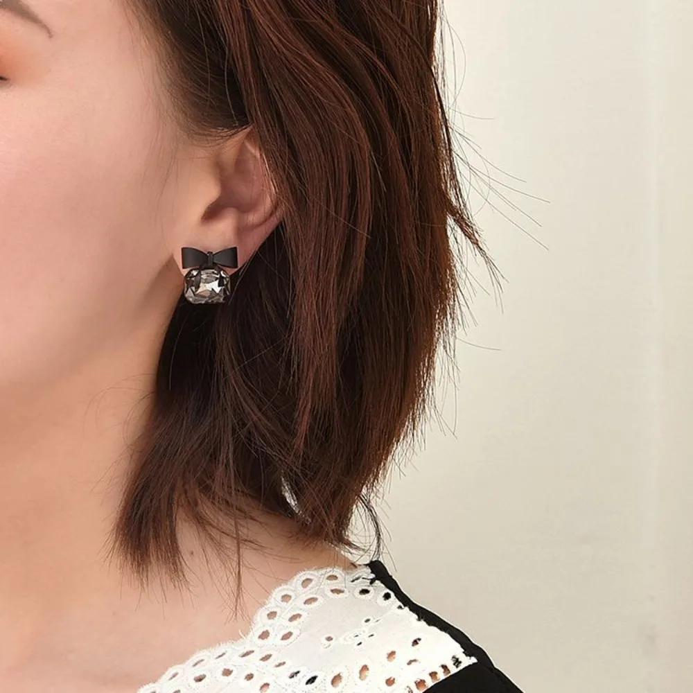 Vintage Charme Schwarzer Schleifenknoten Steckerohrring für Damen Korea Mode Kristallperlen Schleife Herz Ohrringe Party Schmuck Zubehör