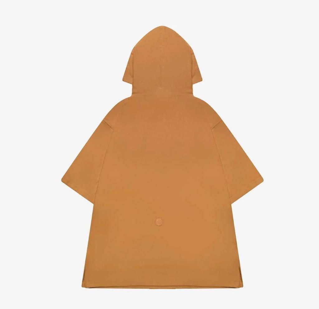 [USED] Stray Kids POPUP Sauna Poncho Han Han Quokka