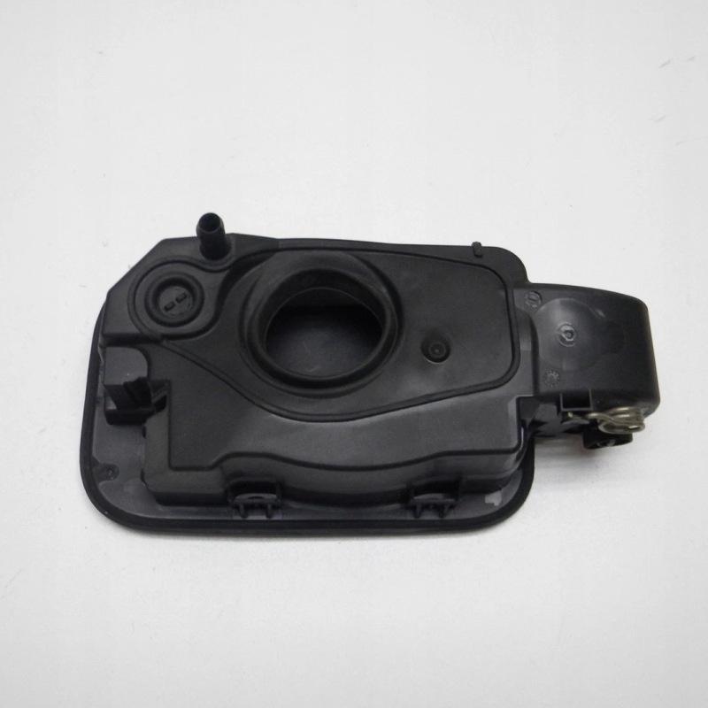 Compatibile per Mercedes W212 Coperchio Esterno Svasato Serbatoio Carburante 2126300000 0067 2127570006