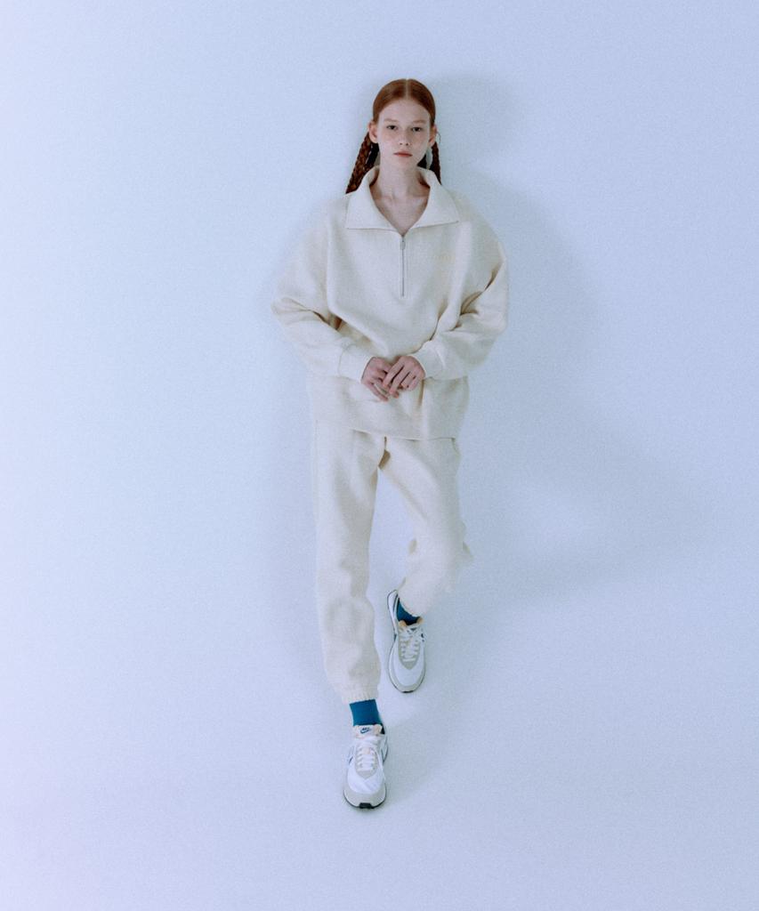 FANGOH F-Logo Embroidered Jogger Pants Cream