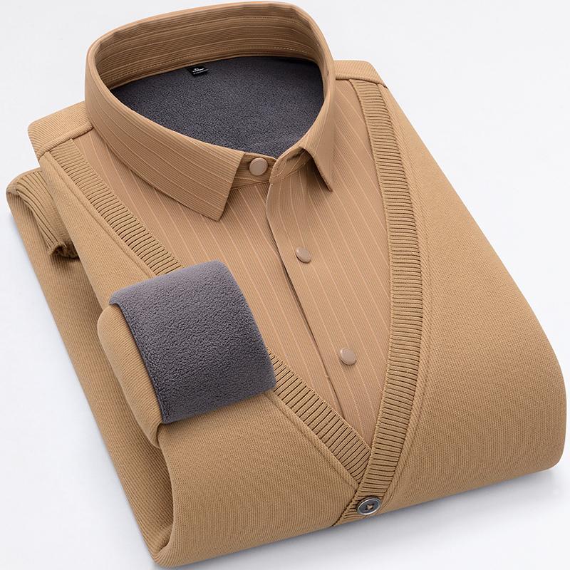 Men's long-sleeved shirts with fleece and thickening are trendy and versatile on the street. They are of high quality and cool