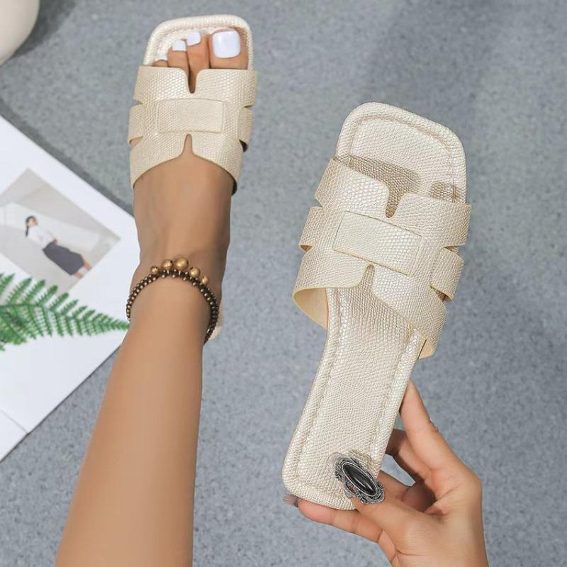 Velké dámské pantofle se čtvercovou špičkou, sandály plážové boty