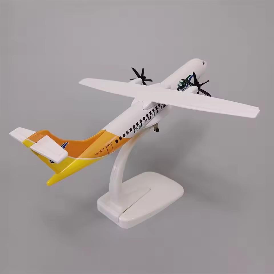 Aircraft Models 20cm Collectible Air Cebu Pacific Atr Metal Plane Model Diecast Aviation Miniature Airplane W Wheels Landing Gea