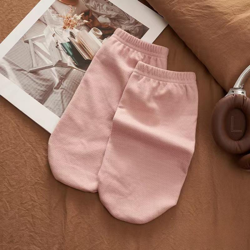 

Socks for sleeping loose fitting foot covers air-conditioned socks warm socks autumn and winter sleep confinement socks рожевий