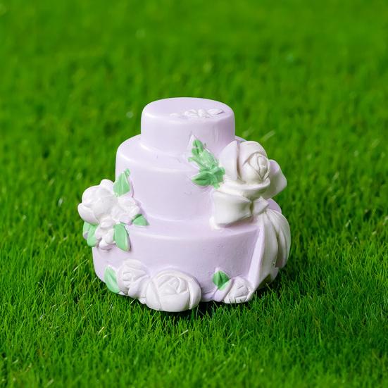 Micro Landscape Ornaments Mini Wedding Scene Decorations with Arches Bouquets Cakes Ring Boxes Resin DIY Garden Accessories Romantic Gift Ideas