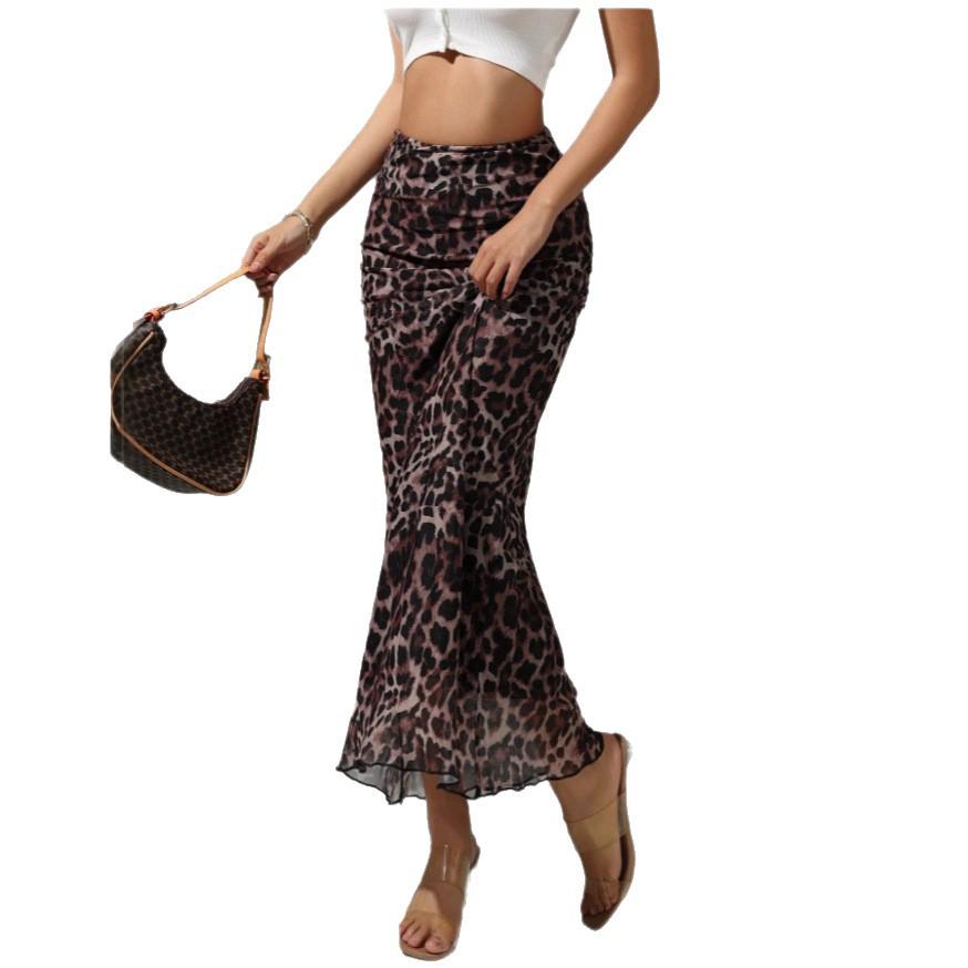 2025 Spring/Summer Leopard Print High-Waisted Slimming Skirt