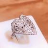Anillo de Zirconia AAAA con Forma de Corazón Moda Anillo Hueco con Forma de Corazón Joyería Simple de Boda Nupcial Regalo de Cumpleaños Anillos de Compromiso